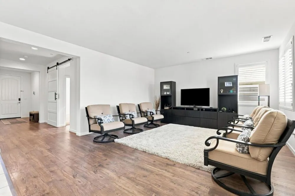 1108 San Gabriel Soledad, CA 93960