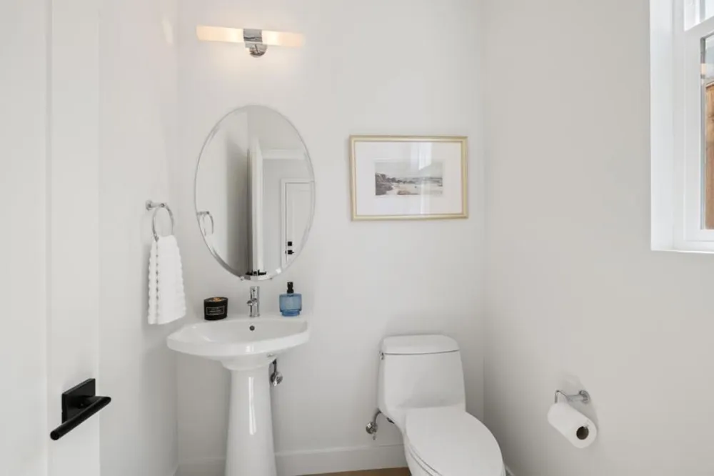 819 Fassler Pacifica, CA 94044