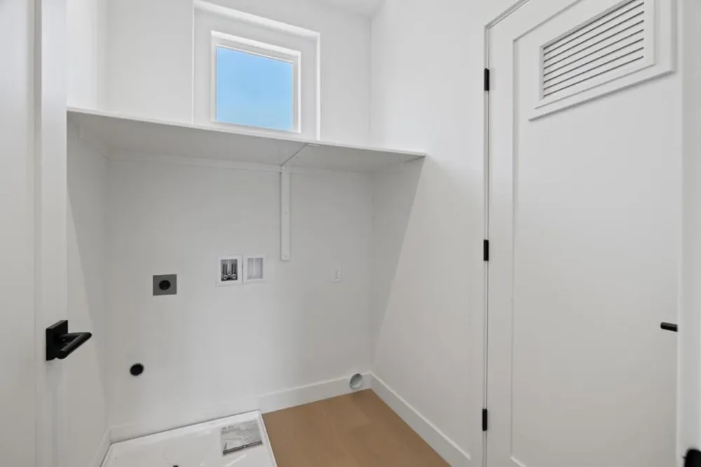 819 Fassler Pacifica, CA 94044