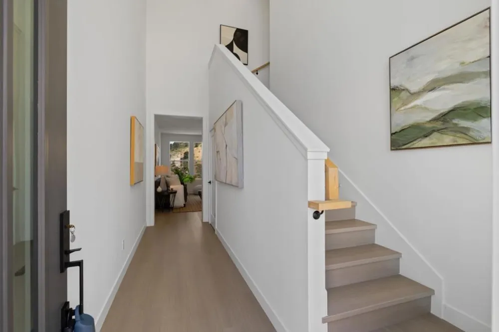 819 Fassler Pacifica, CA 94044