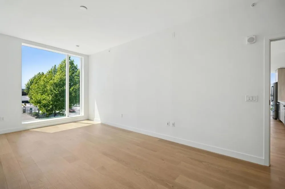 188 W Saint James Street #10302 San Jose, CA 95110
