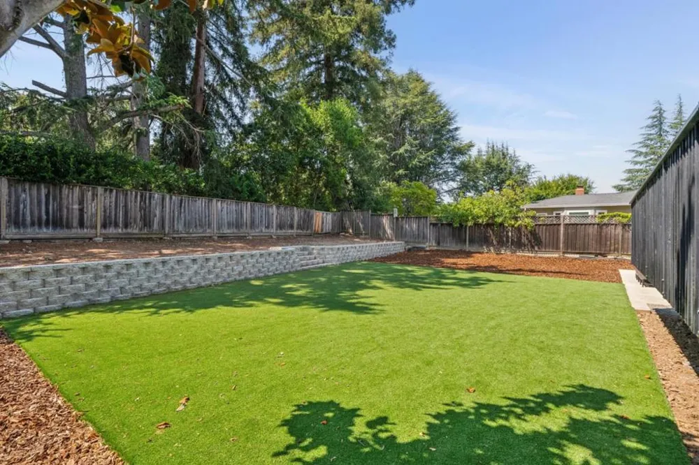12311 Viewoak Drive Saratoga, CA 95070