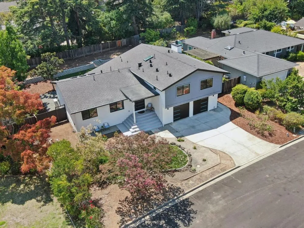 12311 Viewoak Drive Saratoga, CA 95070