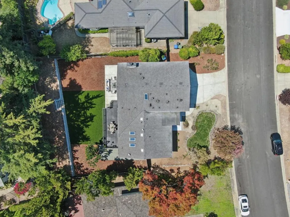 12311 Viewoak Drive Saratoga, CA 95070