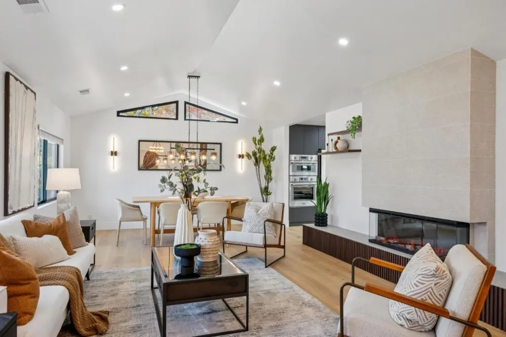 12311 Viewoak Drive Saratoga, CA 95070
