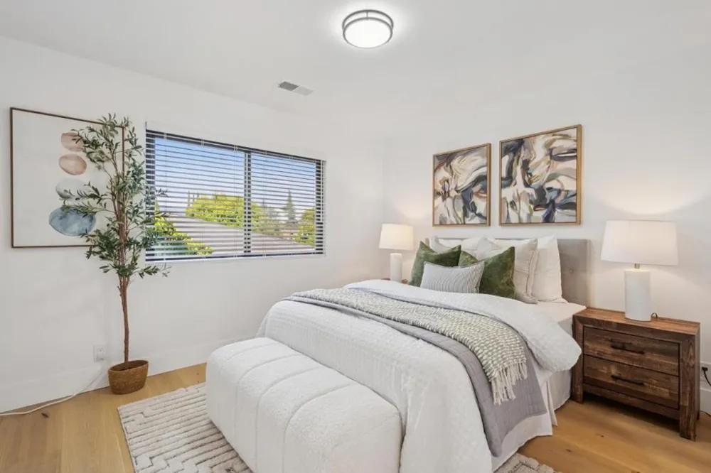 12311 Viewoak Drive Saratoga, CA 95070