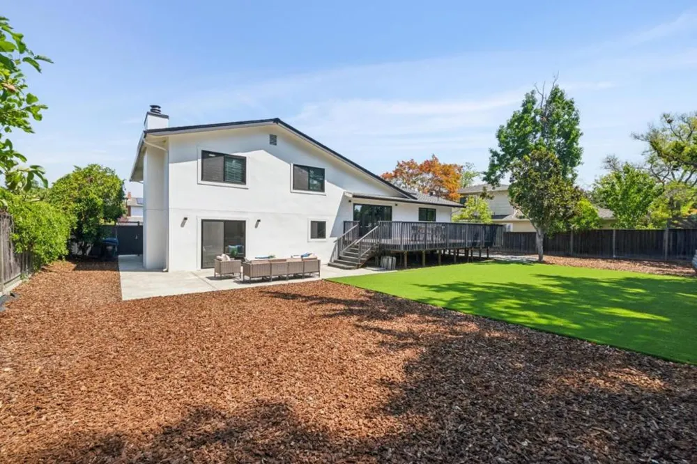 12311 Viewoak Drive Saratoga, CA 95070