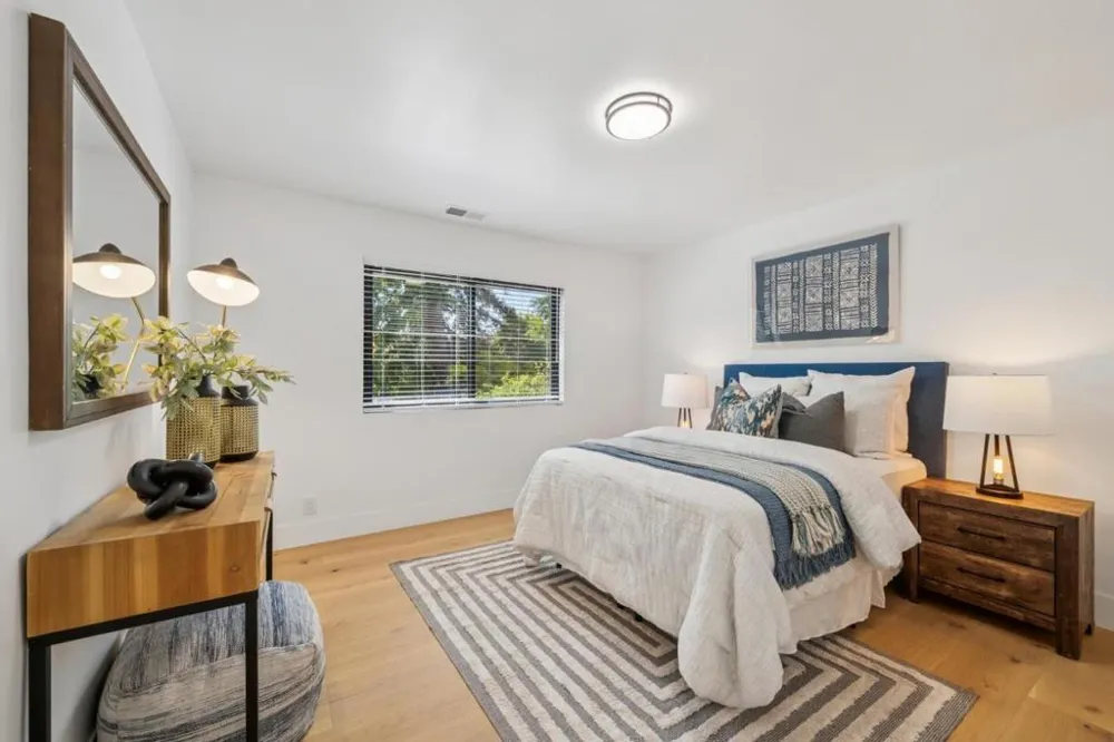 12311 Viewoak Drive Saratoga, CA 95070