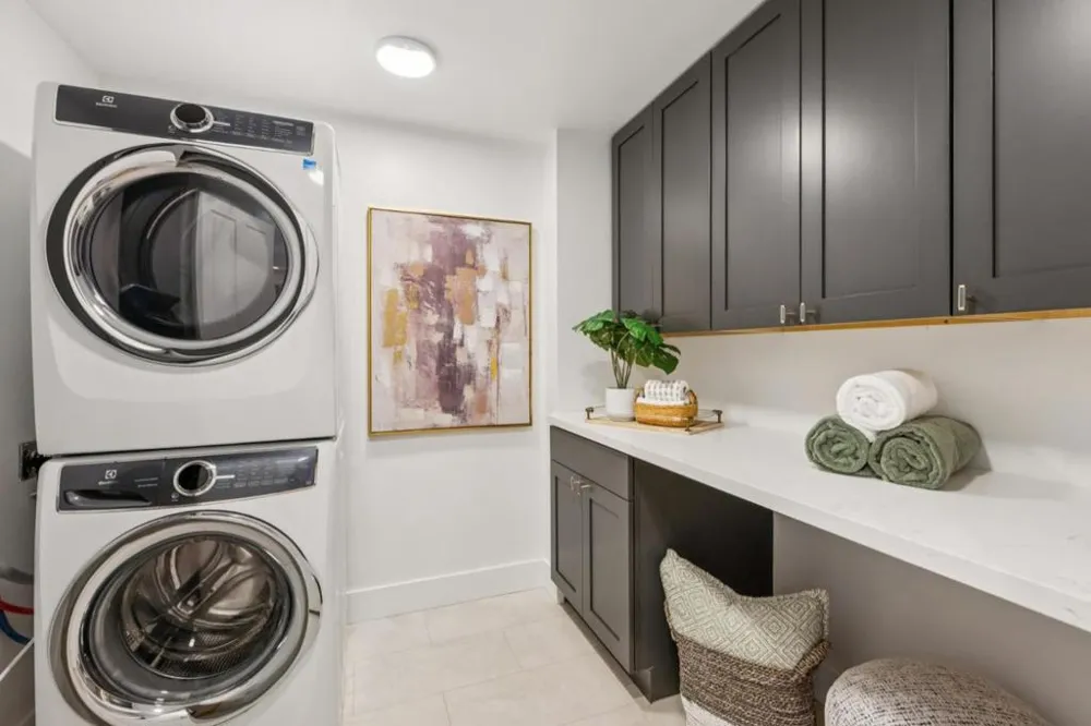 145 Central Avenue Los Gatos, CA 95030