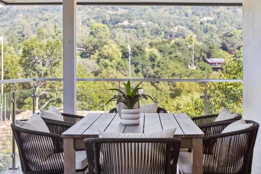145 Central Avenue Los Gatos, CA 95030