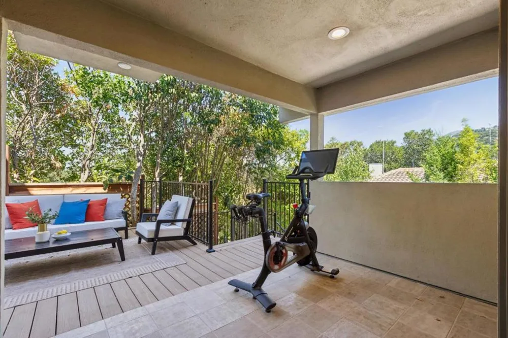 145 Central Avenue Los Gatos, CA 95030