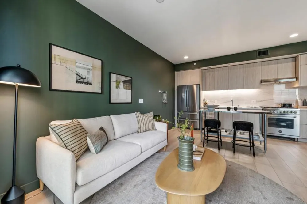 188 W Saint James Street #10803 San Jose, CA 95110
