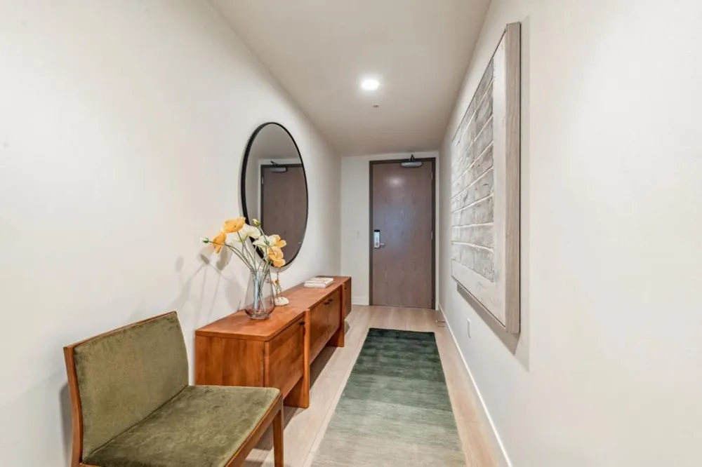 188 W Saint James Street #10803 San Jose, CA 95110