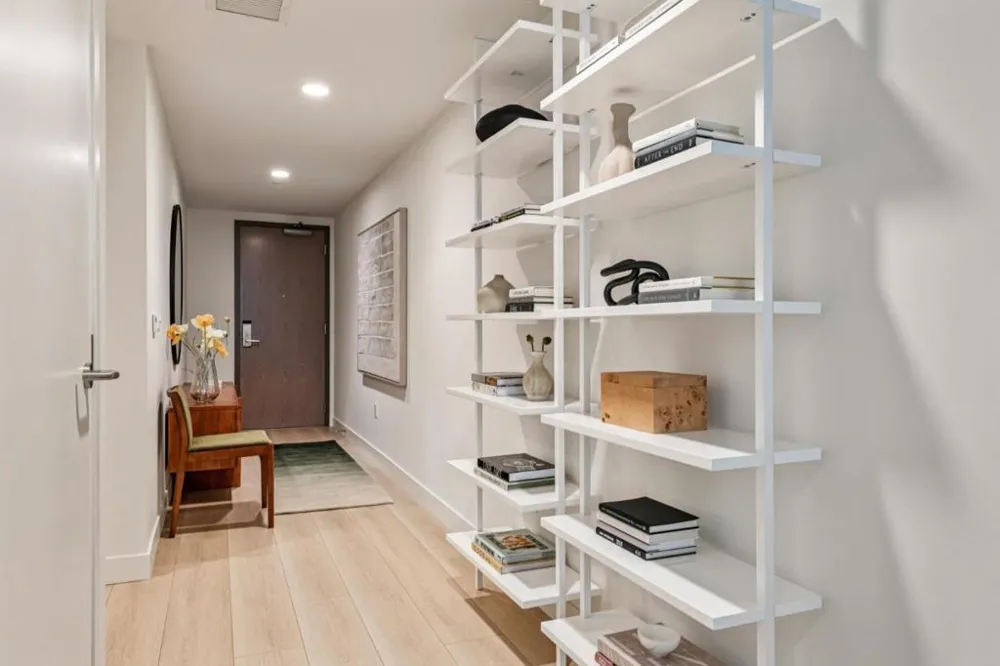 188 W Saint James Street #10803 San Jose, CA 95110