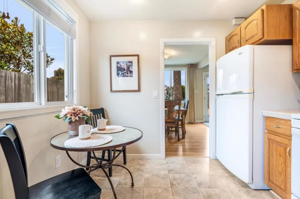 1151 Encanto Way Pacifica, CA 94044