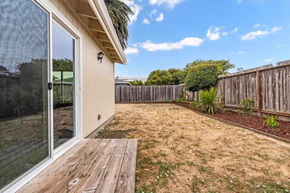 1151 Encanto Way Pacifica, CA 94044