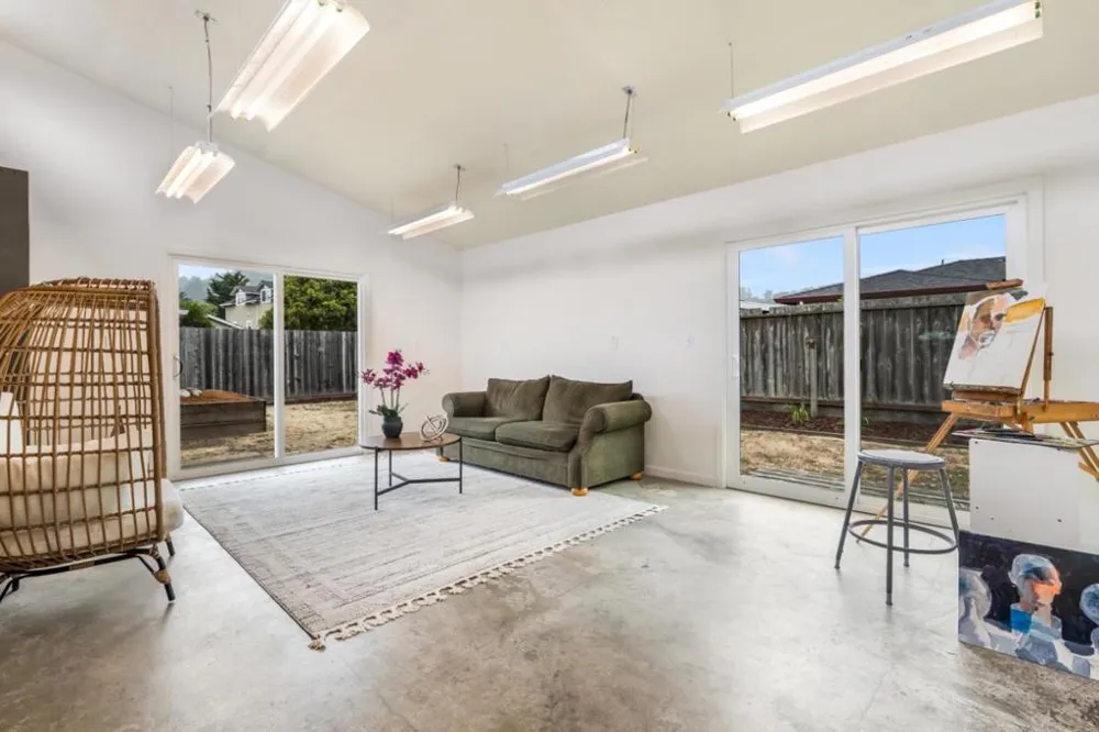 1151 Encanto Way Pacifica, CA 94044