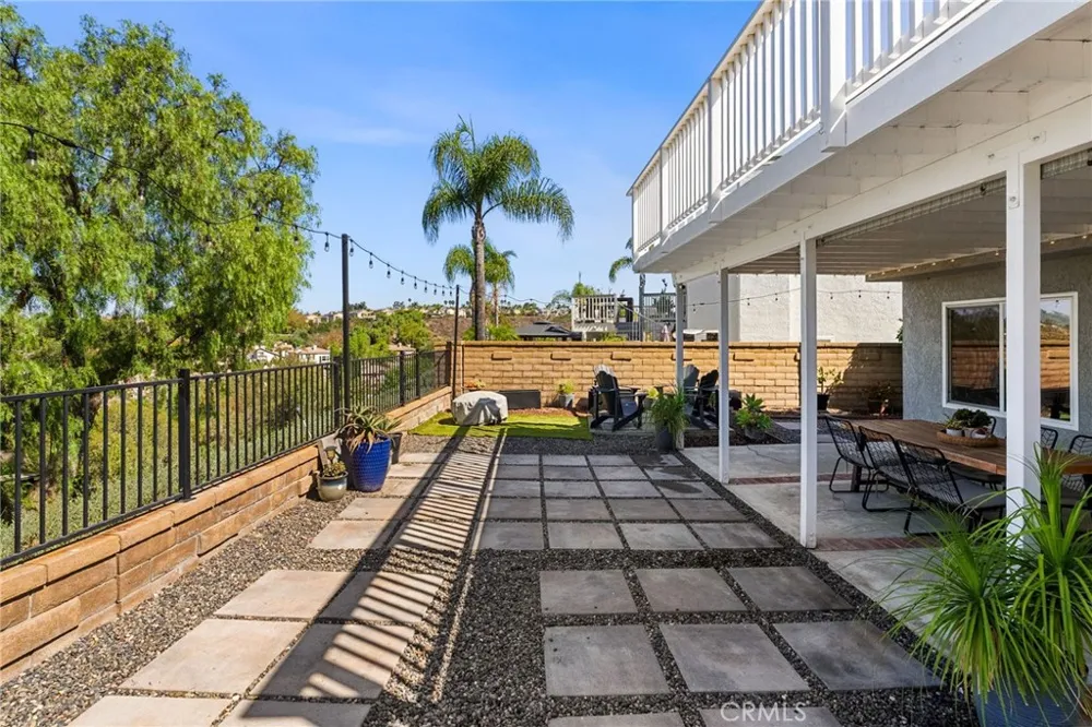 27621 Carballo Mission Viejo, CA 92692