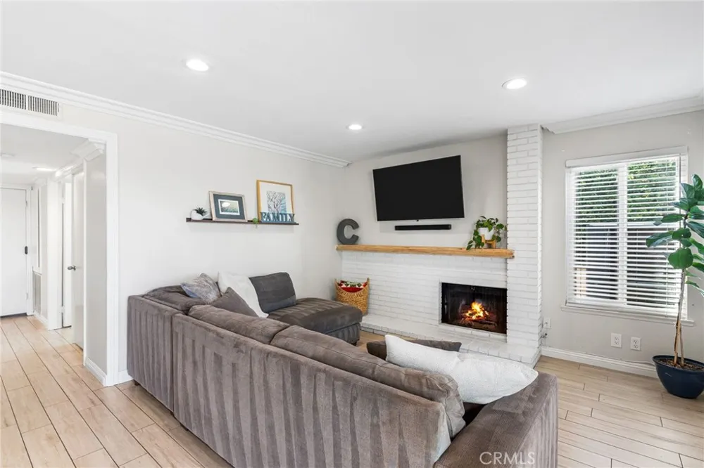 27621 Carballo Mission Viejo, CA 92692