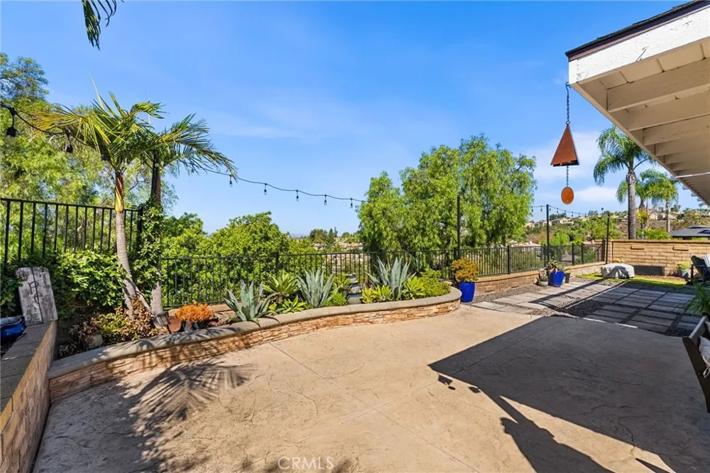 27621 Carballo Mission Viejo, CA 92692