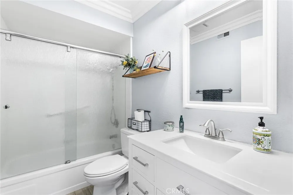 27621 Carballo Mission Viejo, CA 92692