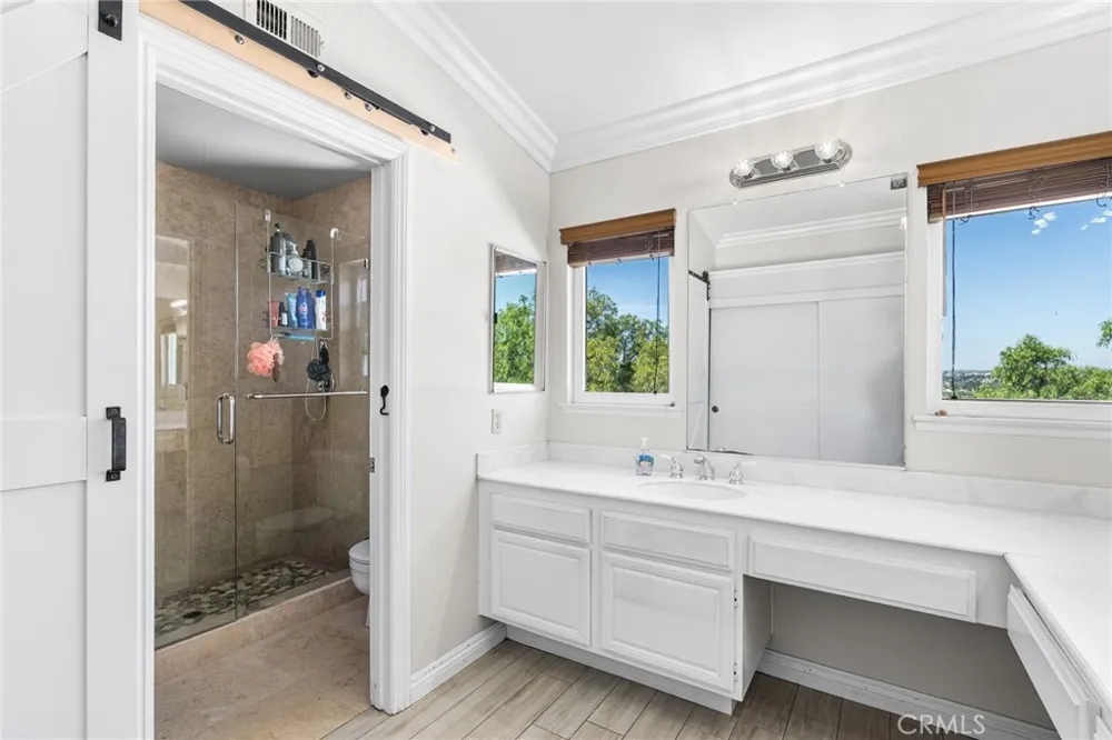 27621 Carballo Mission Viejo, CA 92692