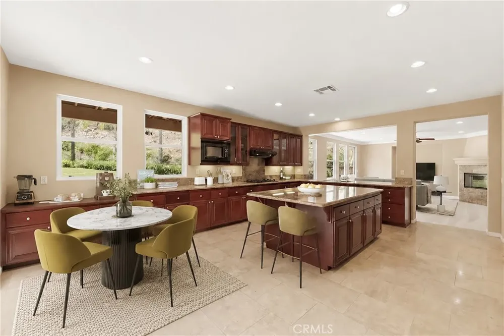 1014 Skyline Place San Marcos, CA 92078