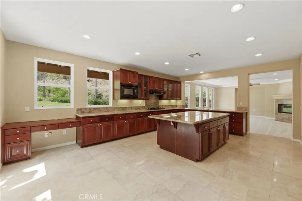 1014 Skyline Place San Marcos, CA 92078
