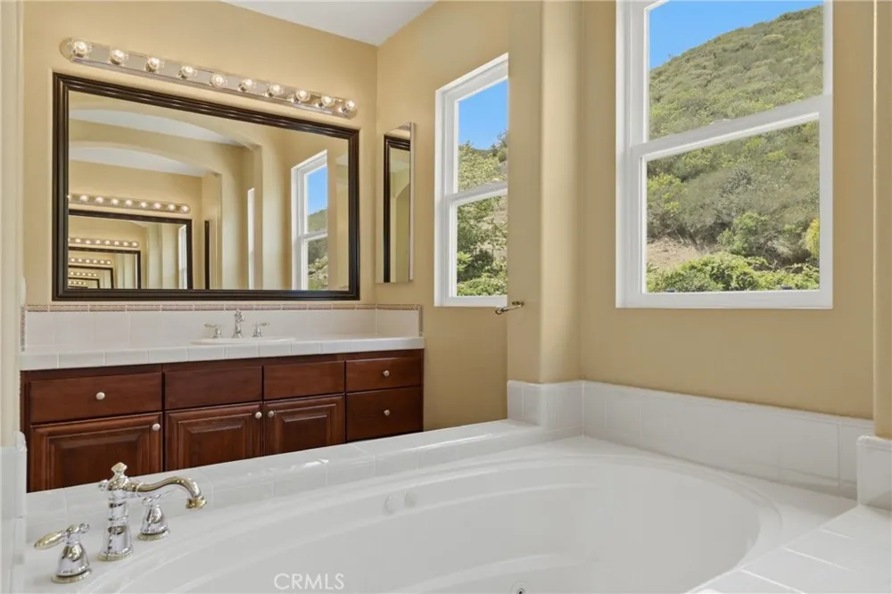1014 Skyline Place San Marcos, CA 92078