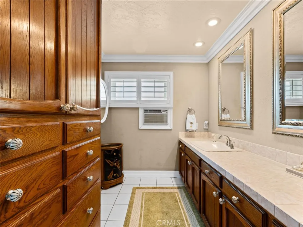 3514 Laketree Fallbrook, CA 92028