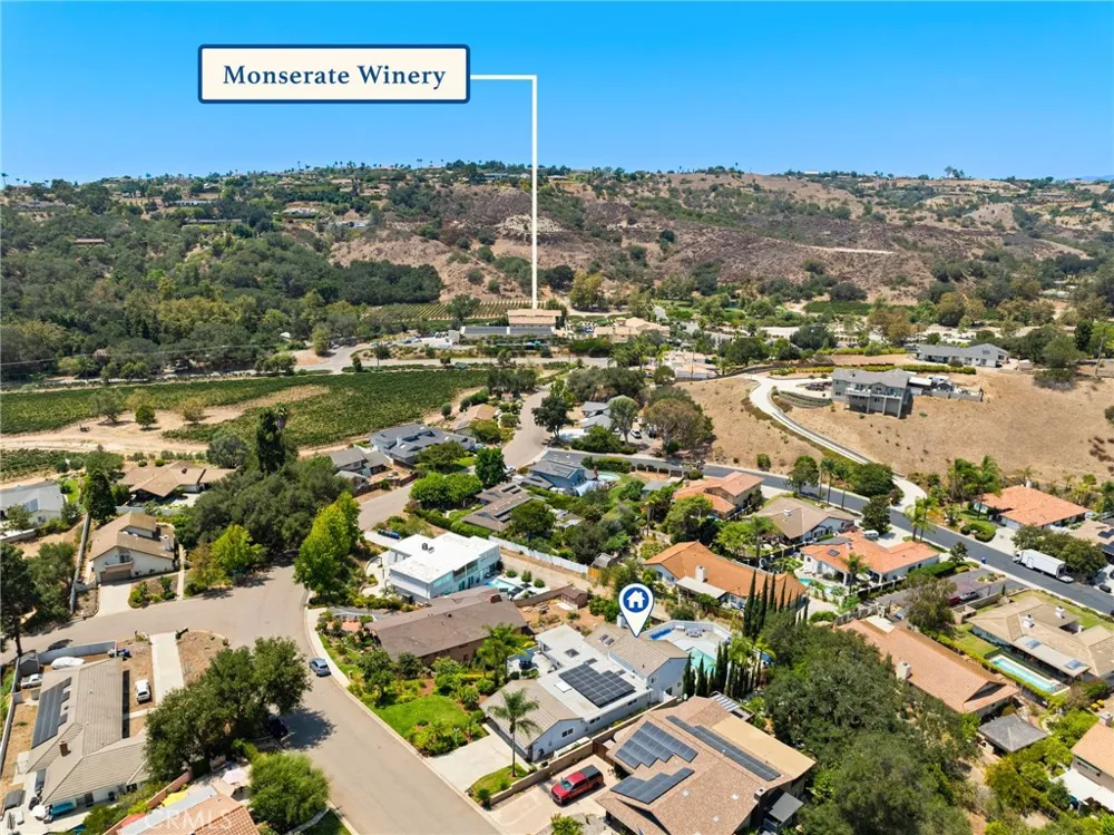 3514 Laketree Fallbrook, CA 92028