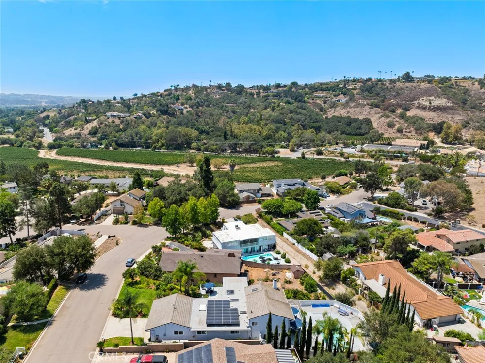 3514 Laketree Fallbrook, CA 92028