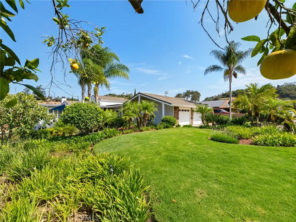 3514 Laketree Fallbrook, CA 92028