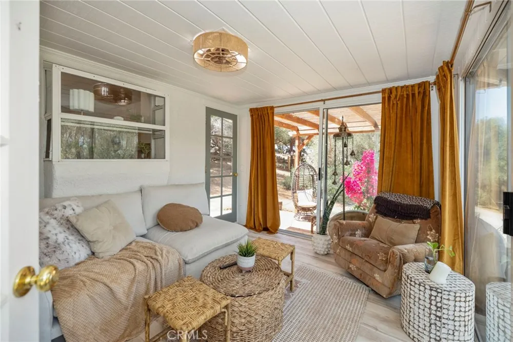 2576 Green Hills Vista, CA 92084