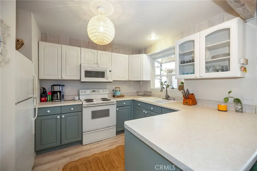 2576 Green Hills Vista, CA 92084