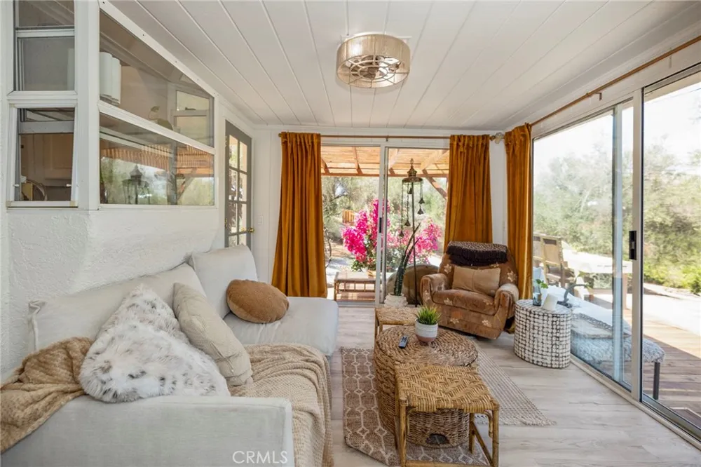 2576 Green Hills Vista, CA 92084