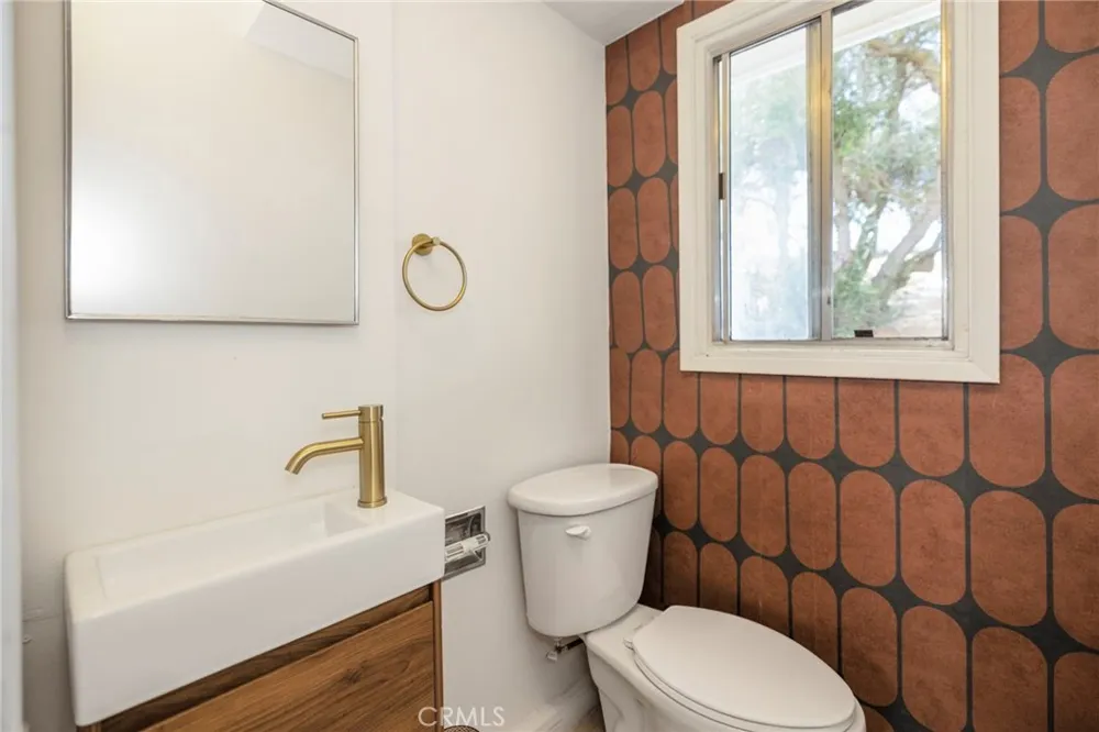2576 Green Hills Vista, CA 92084