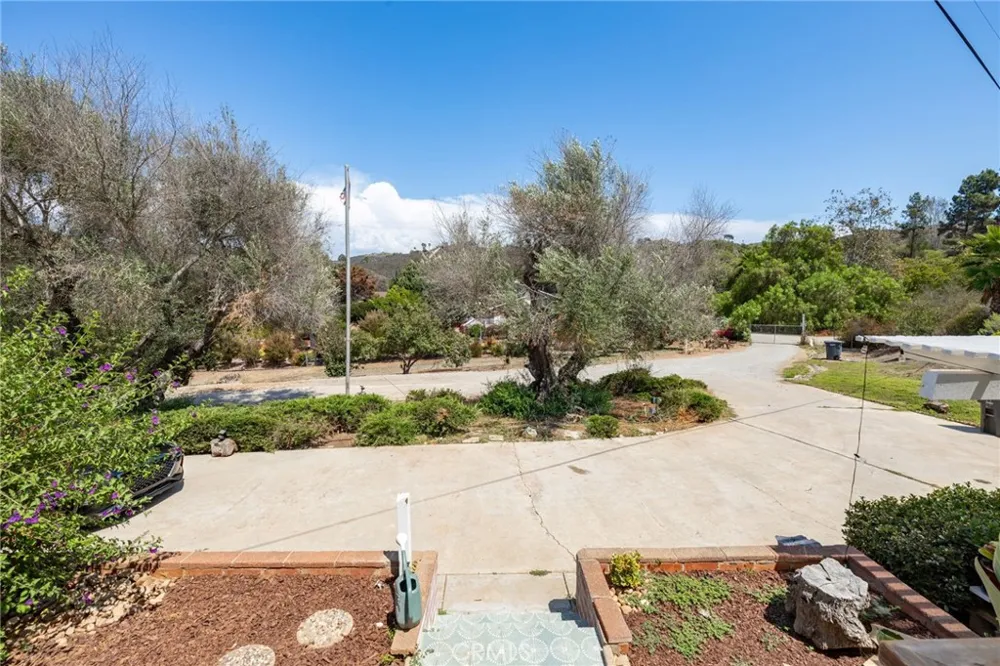 2576 Green Hills Vista, CA 92084