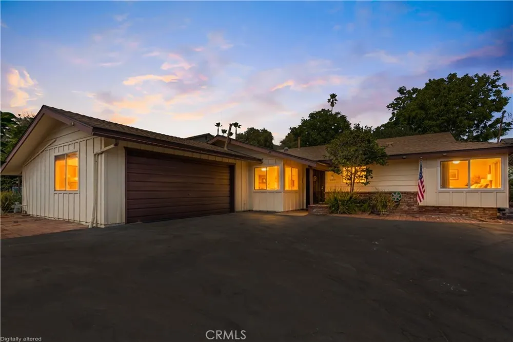 1065 Anza Vista, CA 92084