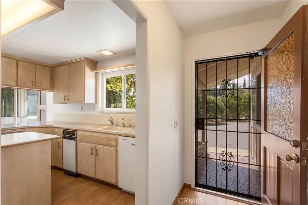 1065 Anza Vista, CA 92084