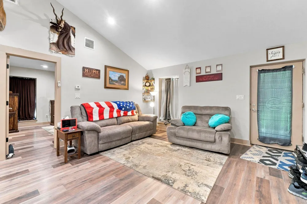 340 Tree Monkey Road Livingston, TX 77351