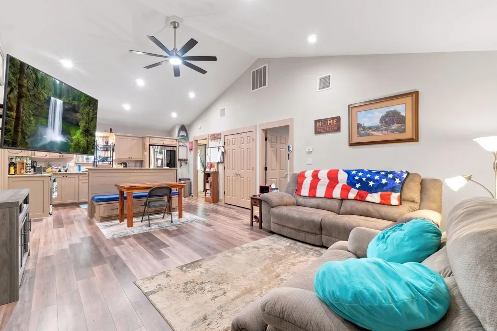 340 Tree Monkey Road Livingston, TX 77351