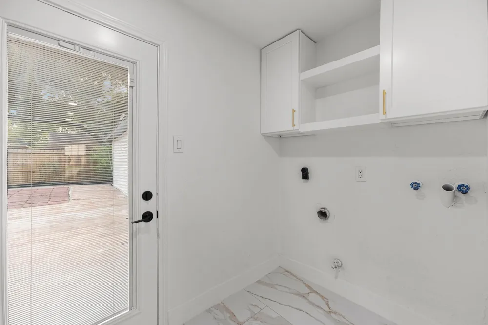 28923 Pine Hill Drive Shenandoah, TX 77381