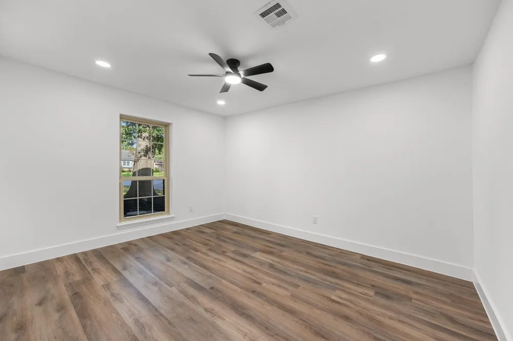 28923 Pine Hill Drive Shenandoah, TX 77381