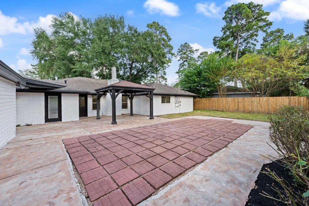 28923 Pine Hill Drive Shenandoah, TX 77381