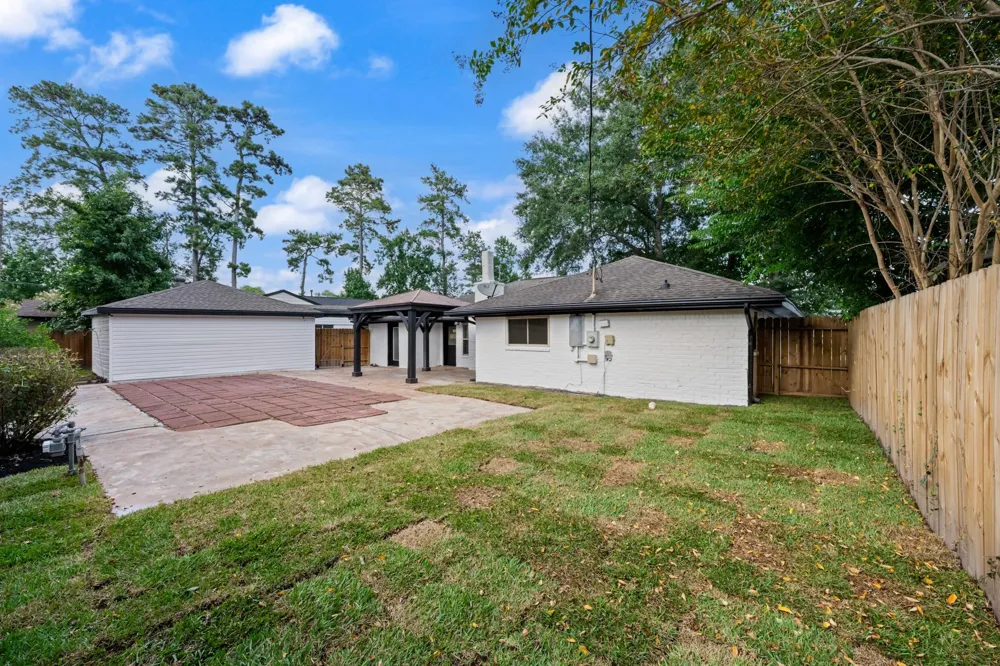 28923 Pine Hill Drive Shenandoah, TX 77381