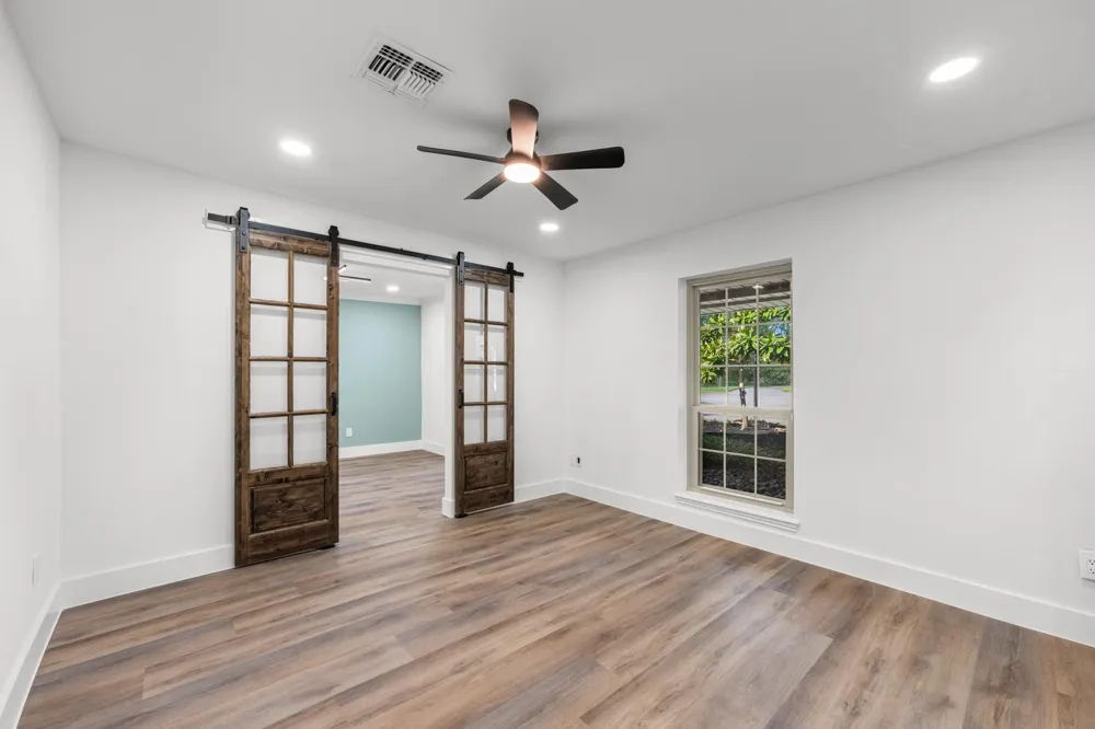28923 Pine Hill Drive Shenandoah, TX 77381
