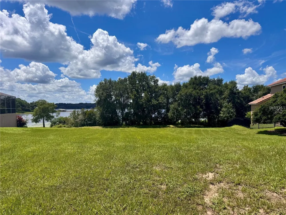 10642 CRESCENT LAKE COURT Clermont, FL 34711