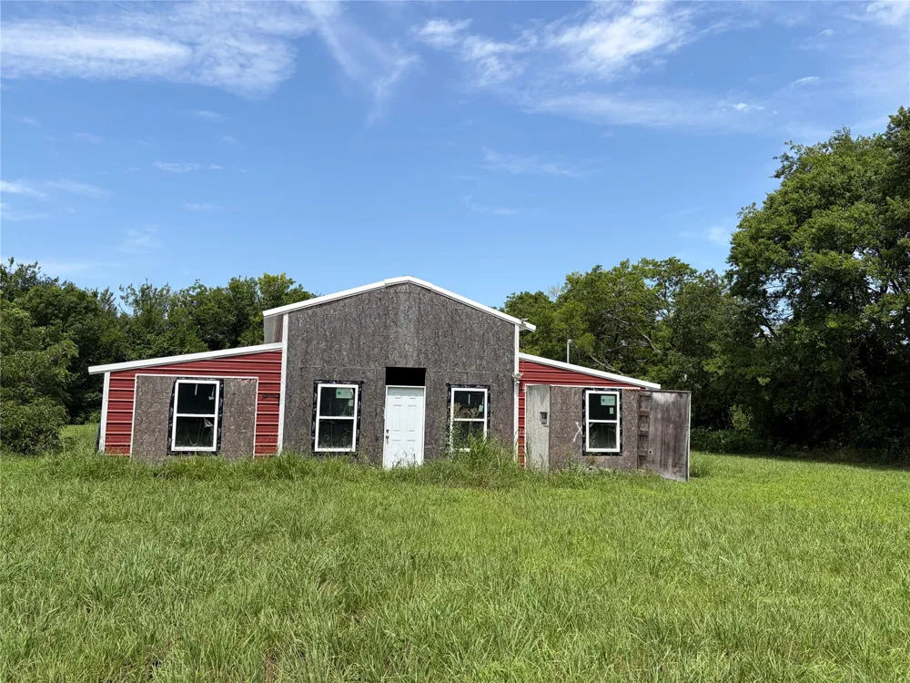 308 S Jernigan Street Bells, TX 75414