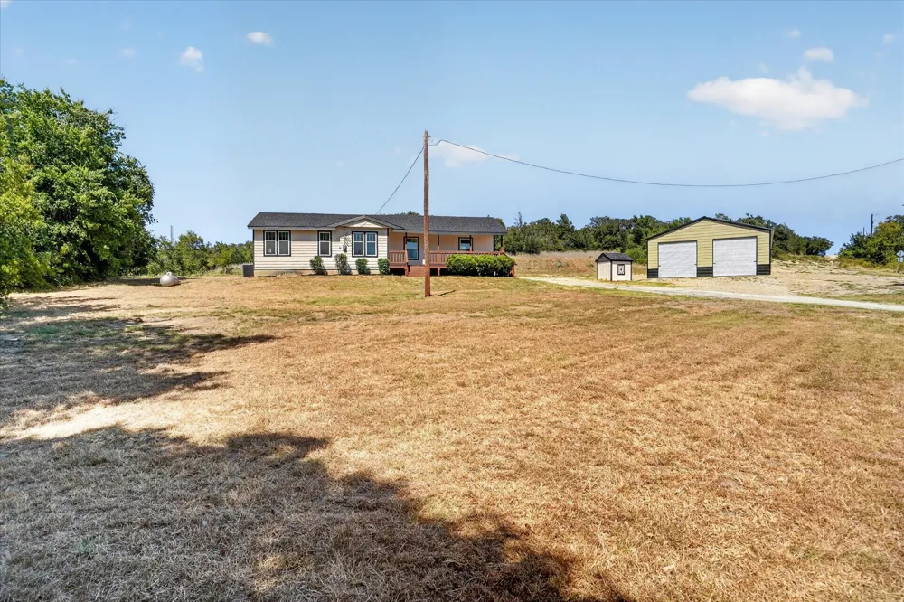 130 R And R Drive Springtown, TX 76082